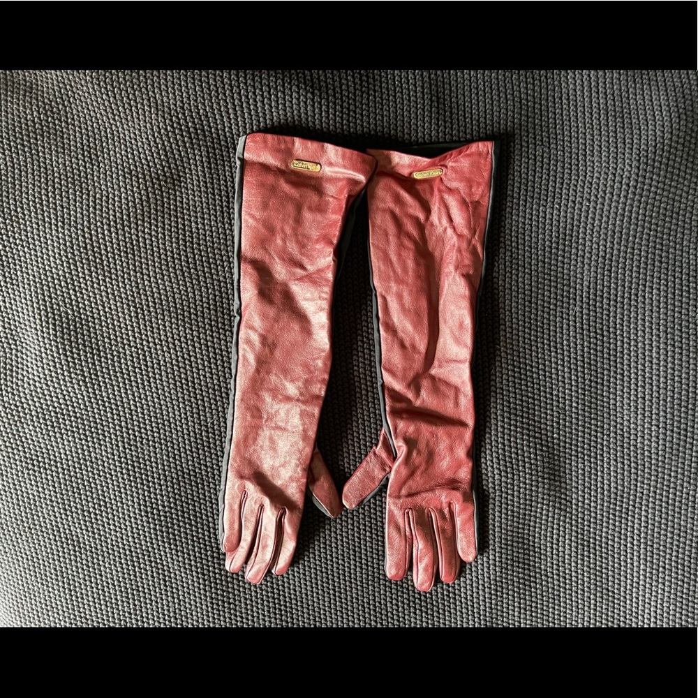 Calvin Klein Red Leather Smart Long Gloves M